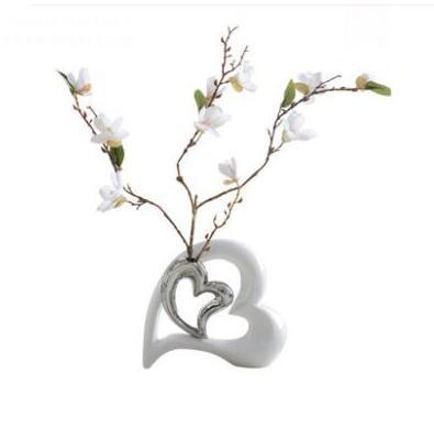 Modern Fengshui Ceramic Love Shape Ornaments
